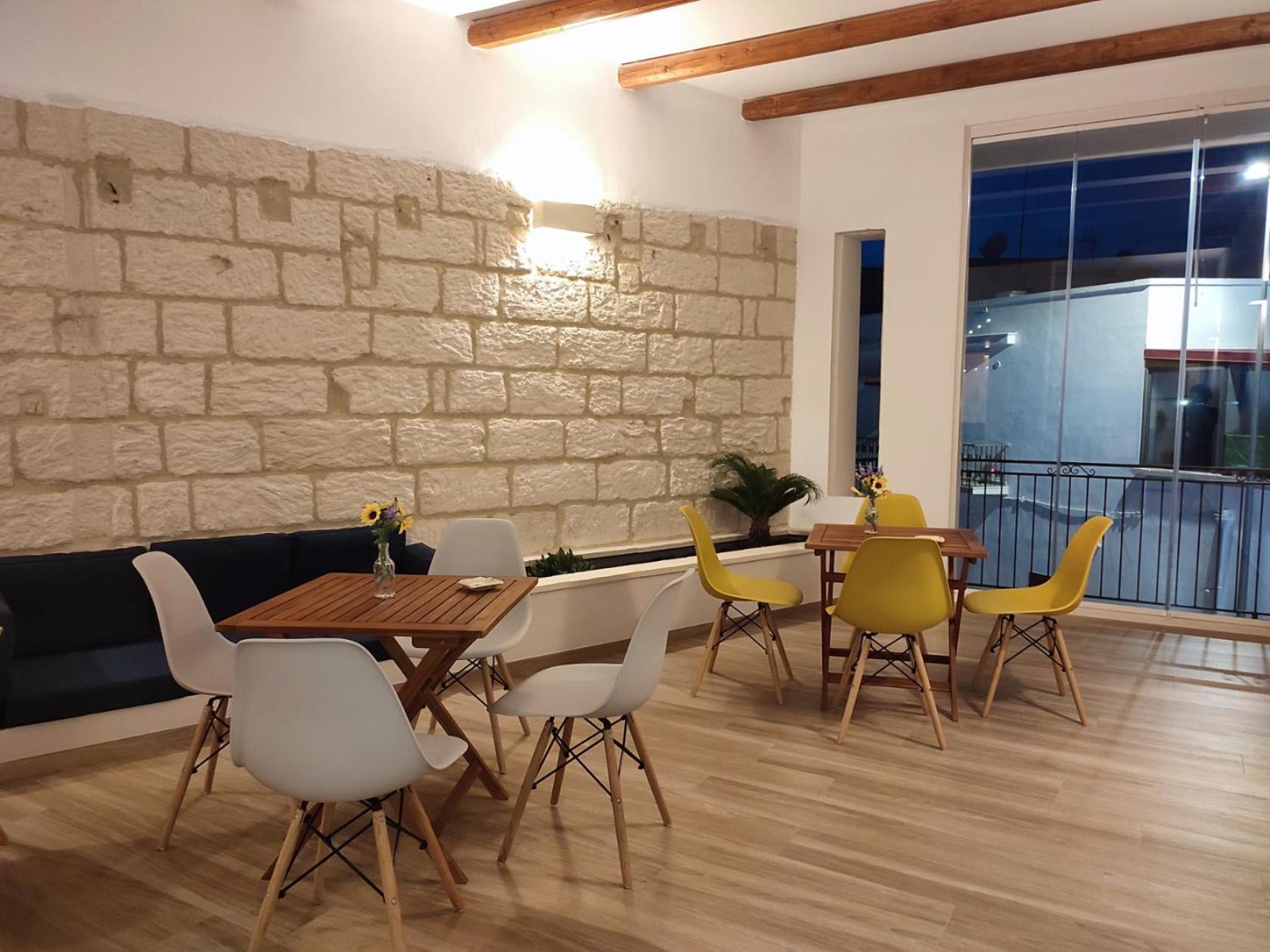 Pietra Bianca Bed & Breakfast Cutrofiano Dış mekan fotoğraf