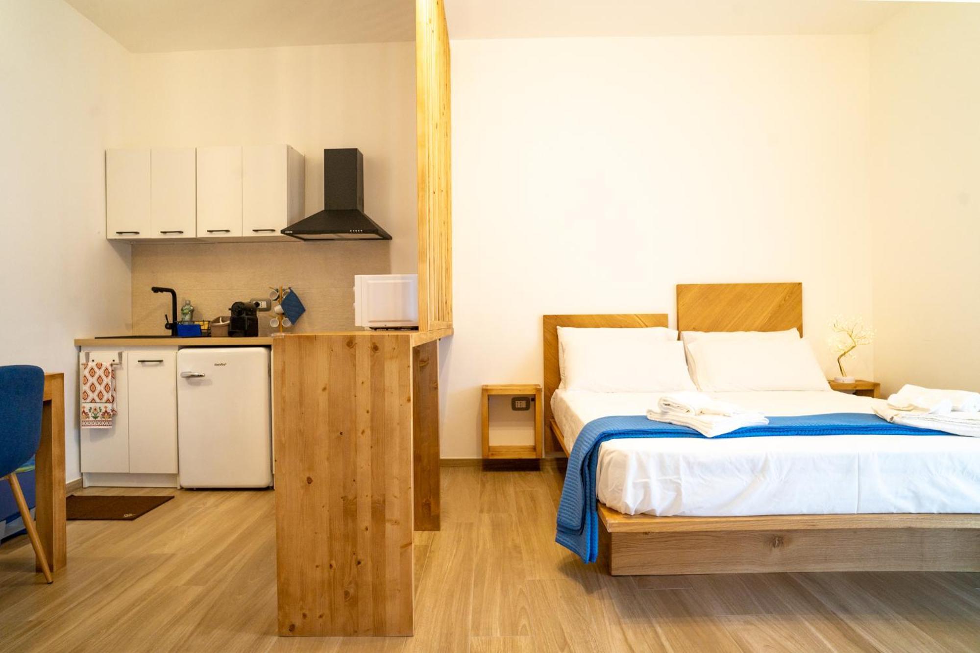 Pietra Bianca Bed & Breakfast Cutrofiano Dış mekan fotoğraf